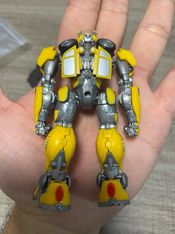 Trumpeter Transformers Bumblebee Smart Model Kit ( Beetle version from Bumblebee movie ) 9.2cm / 3.6"