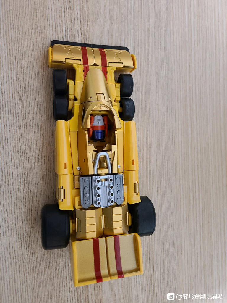DX9 Toys D17 Guiliano（Dragship, Stunticons, Menasor）21cm