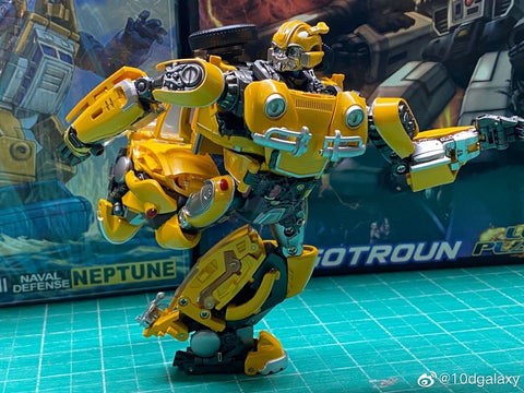 Transform Element TE-02 TE02 Bumblebee ( Beetle version from Bumblebee movie )