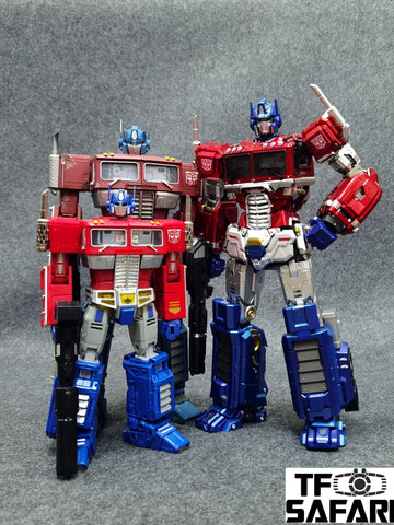 Tryace Toys TT-01 TT01 Commander (Optimus Prime, Non-transformable, Super-highly articulated) 32cm / 12"