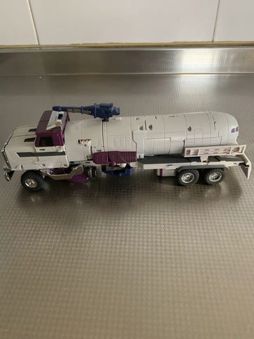 Unique Toys UT Y-01 Y01 Provider (Octane, Fuel Supply, MP Size) Reissue 21cm / 8.25"