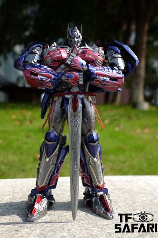 Unique Toys UT R-02 R02 Challenger Optimus Prime 27cm / 10.5cm