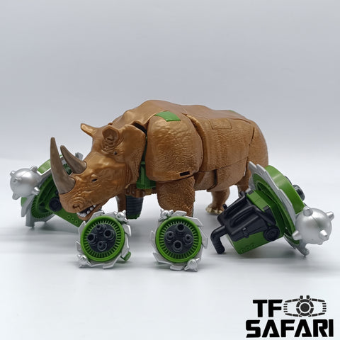 4th Party RW-01 RW01 Rhino Warrior Oversized WFC-K27 Rhinox ( with weapon added) 20.5cm / 8"