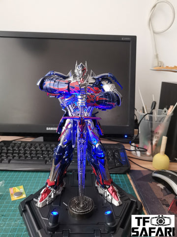 【Deluxe Ver.】 Toyworld TW-F01 TWF01 Tactics Waistcoat (Knight Orion, Optimus Prime) the Last Knight TLK Deluxe Version 28cm / 11"