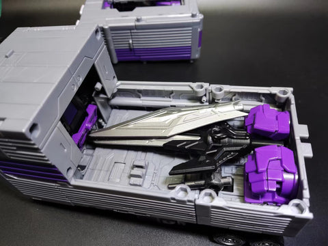 BDT Studio  BDT-39 BDT39 Weapon Set（Giant Sword + Laser Gun）for Generations Legacy Series Menasor / Motormaster Upgrade Kit