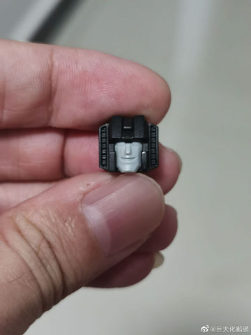 Magic Square MS-Toys  MS-B46 MSB46 Light of Victory (Optimus Prime OP, Legends Class w/ trailer 2.0 Version) 11cm, 4.4"
