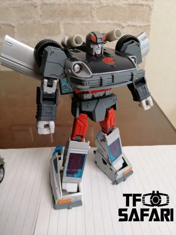 Takara Tomy Masterpiece MP18+ MP-18+ Streak (Blue Streak Limited Edition with Collectible Pin) 17cm / 6.7"