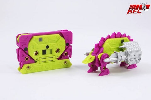 Keith's Fantasy Club KFC Toys CST-D01 / CST-D02 Overslay & Haymaker Set ( Slugfest / Overkill, G1 Original Color) Cassettes