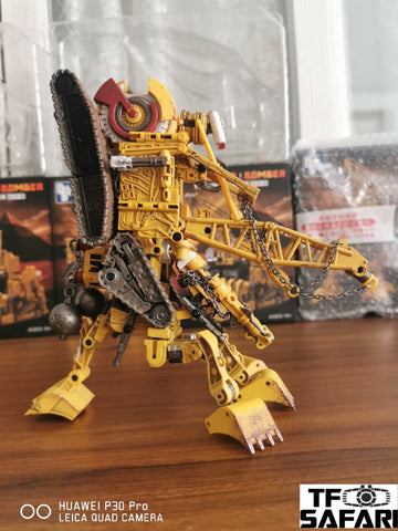 Devil Saviour (BombusBee) DS-07 / DS-08 Paranoider / Bomber  (Hightower and Bulldozer of ROTF Devastator Constructicons) 18cm / 7" 2 in 1 set