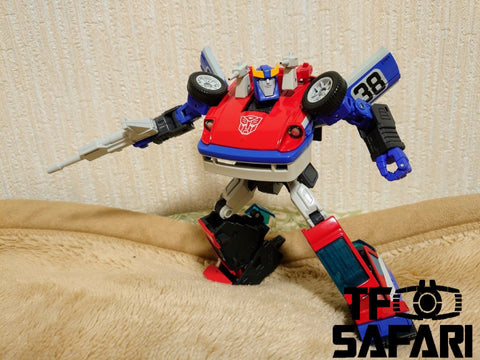 Takara Tomy Masterpiece MP19+ MP-19+ Smokescreen Exclusive (with Collectible Pin) 17cm / 6.7"