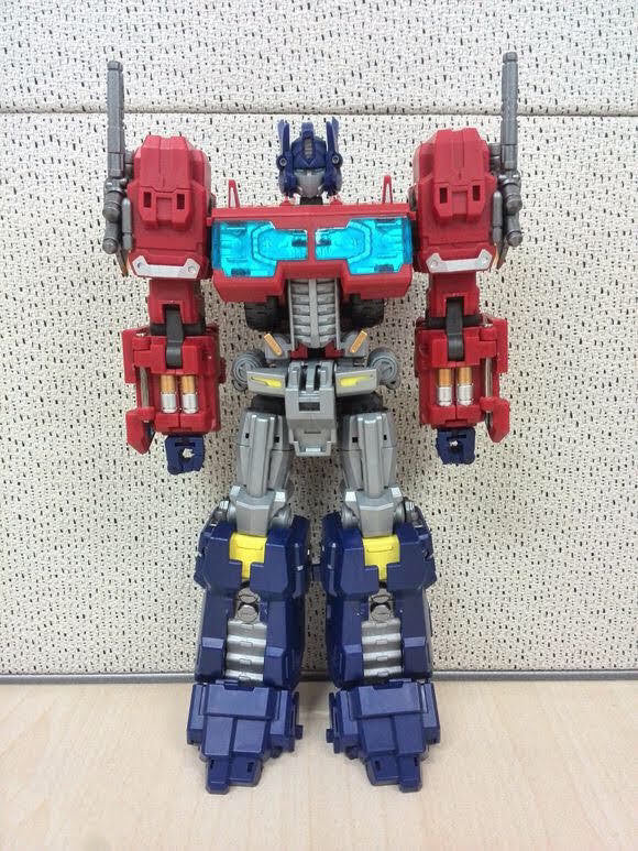 LegendaryToys LT 03 LT03 Optimus Prime 18CM TFSAFARI